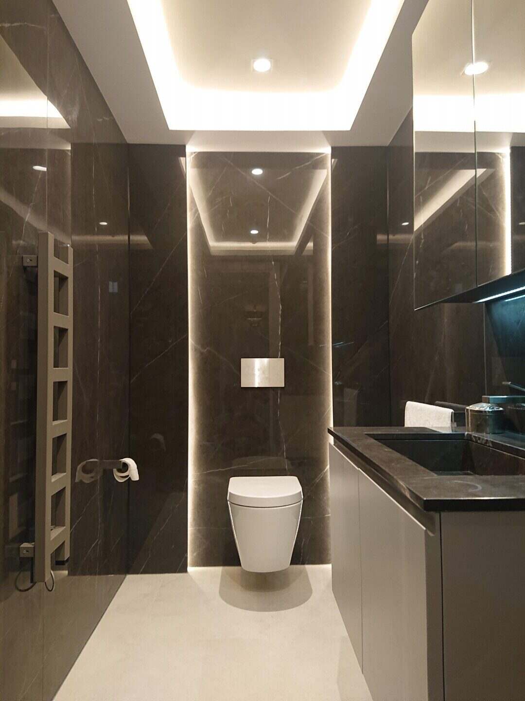 Bathroom Interior Designing - Lo Adej